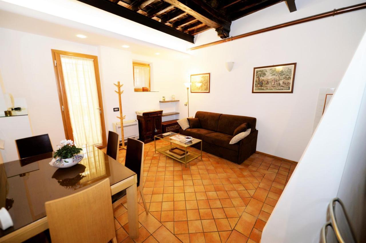 Campo De Fiori Relais Aparthotel Rome Bagian luar foto