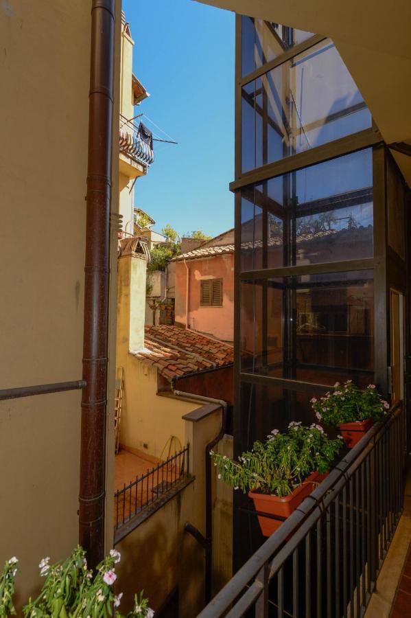 Campo De Fiori Relais Aparthotel Rome Bagian luar foto