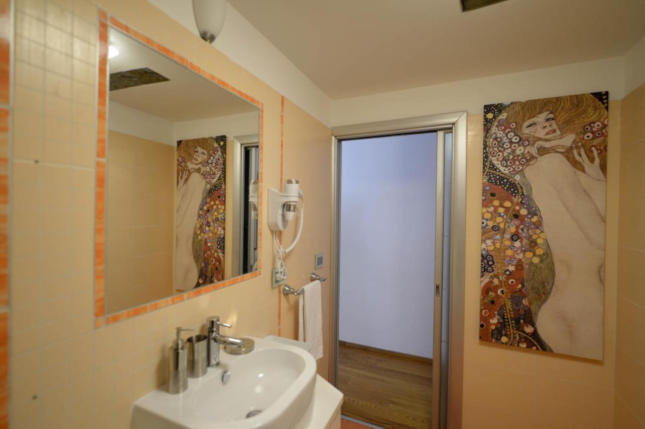 Campo De Fiori Relais Aparthotel Rome Bagian luar foto